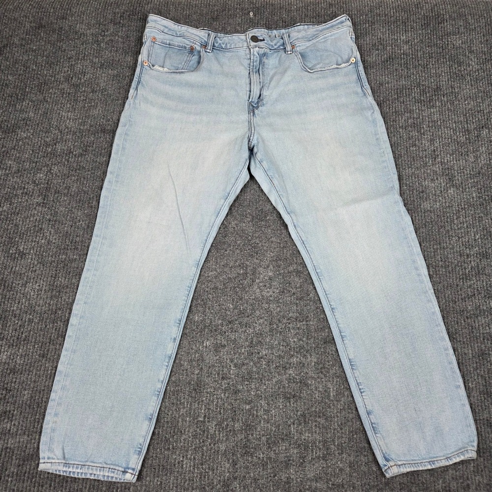 American Eagle Light Wash Straight Leg Jeans Mens 38x30(28) Denim Pants